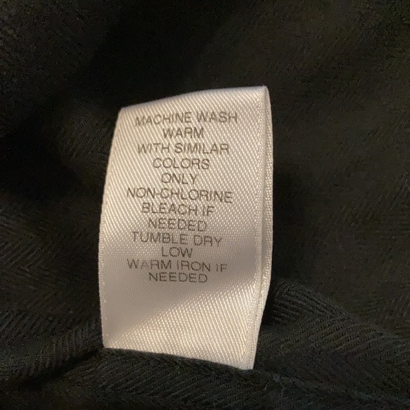 Roundtree & Yorke Men’s Black Long Sleeve Shirt - Picture 3 of 5